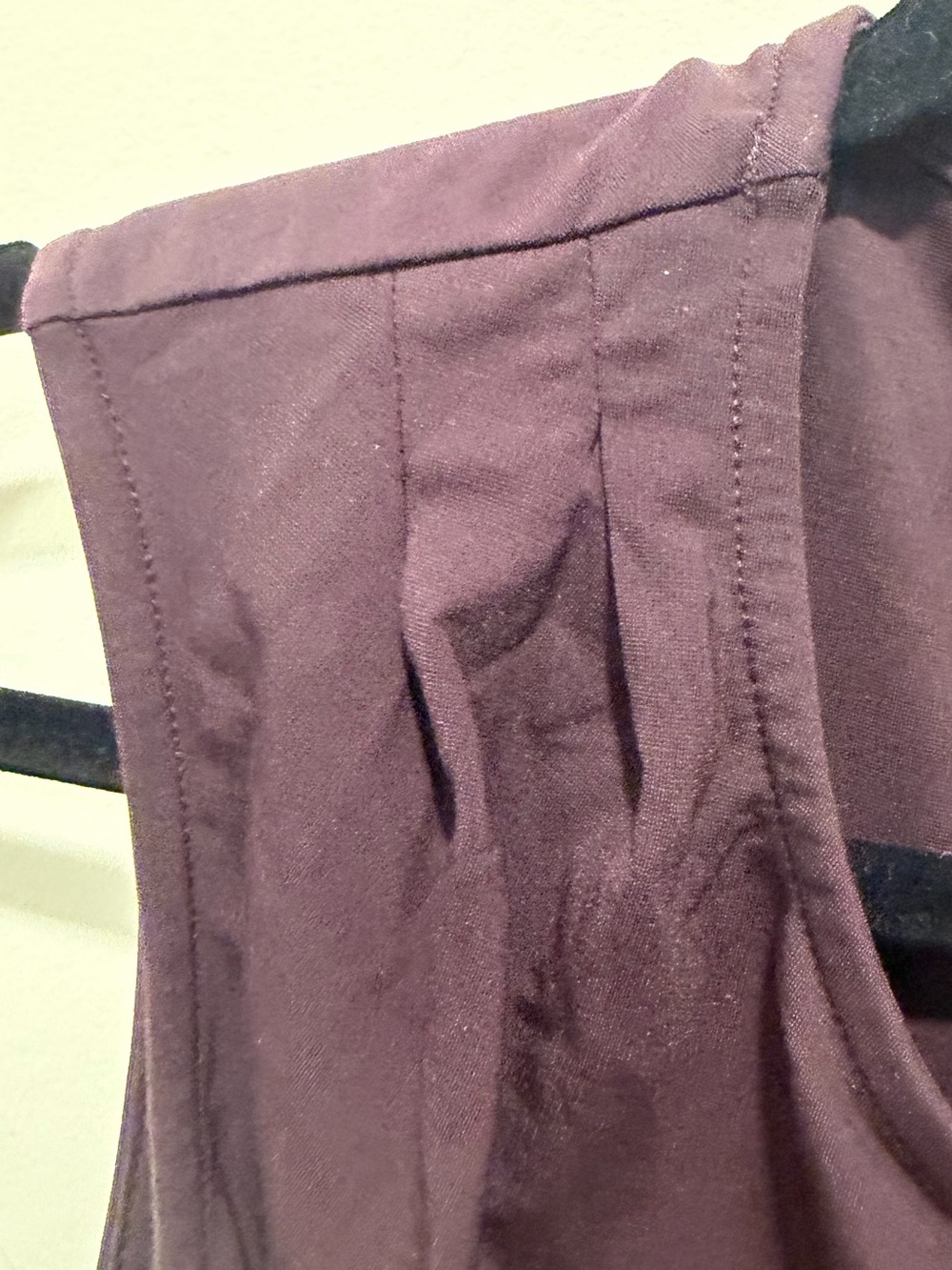 OGL Sleeveless Draped Women’s Top - Plum Size M (fits like a Small) - Picture 4 of 6